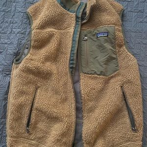 Mens / Women’s Patagonia Sherpa Vest